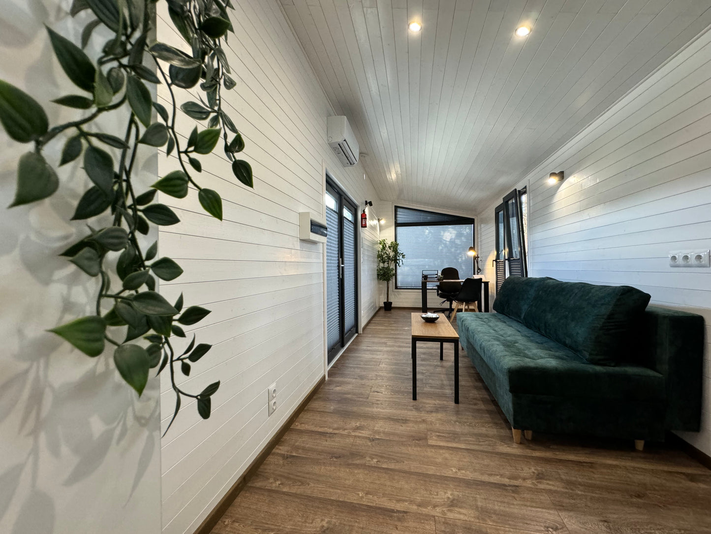 Tiny Haus Luna Office